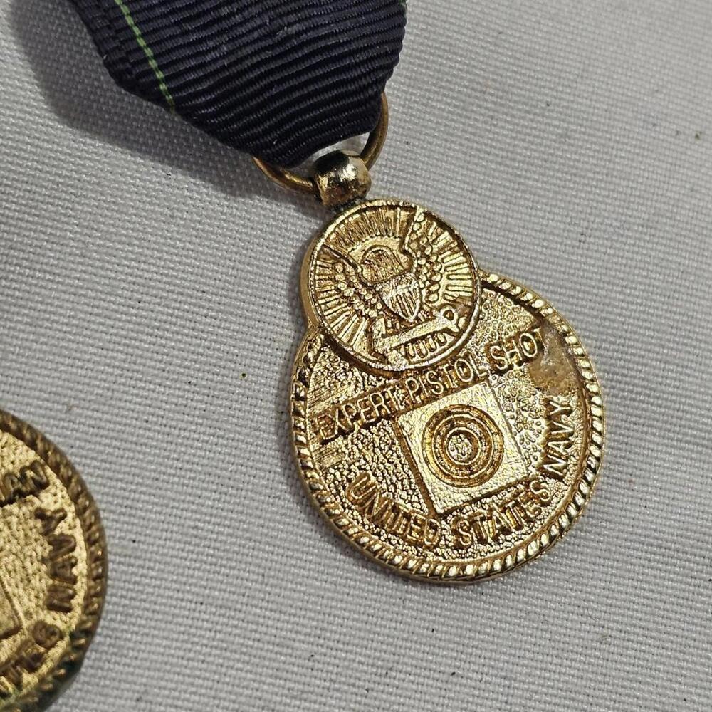Vintage US Navy Milita Miniature Dinner Dress Unifor Medals Expert Pistol Rifle - Picture 2 of 12